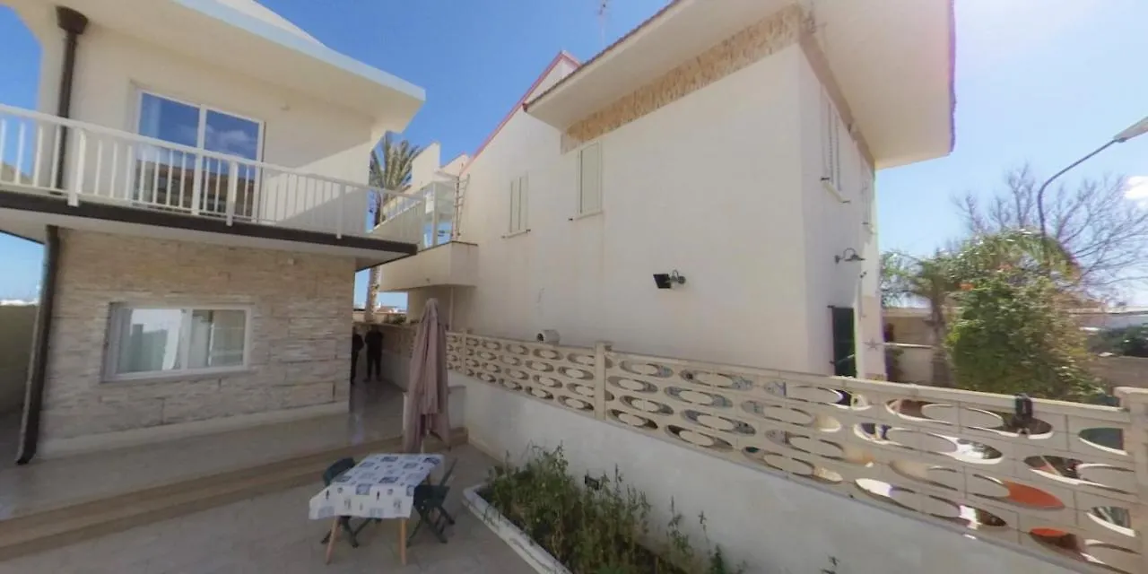 Casa Simic Aparthotel Marzamemi 0*,  Italy